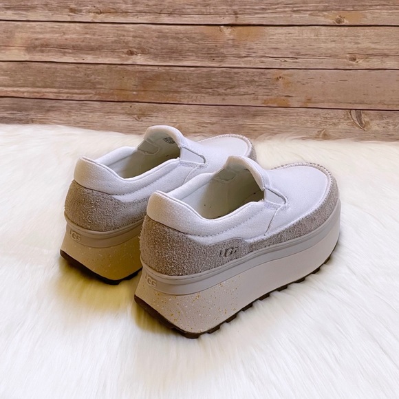 UGG Women’s Marin Slip On Platform Canvas Sneakers - Picture 2 of 7
